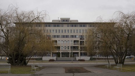 Parkovací dom pri krajskom úrade (Ostrava)