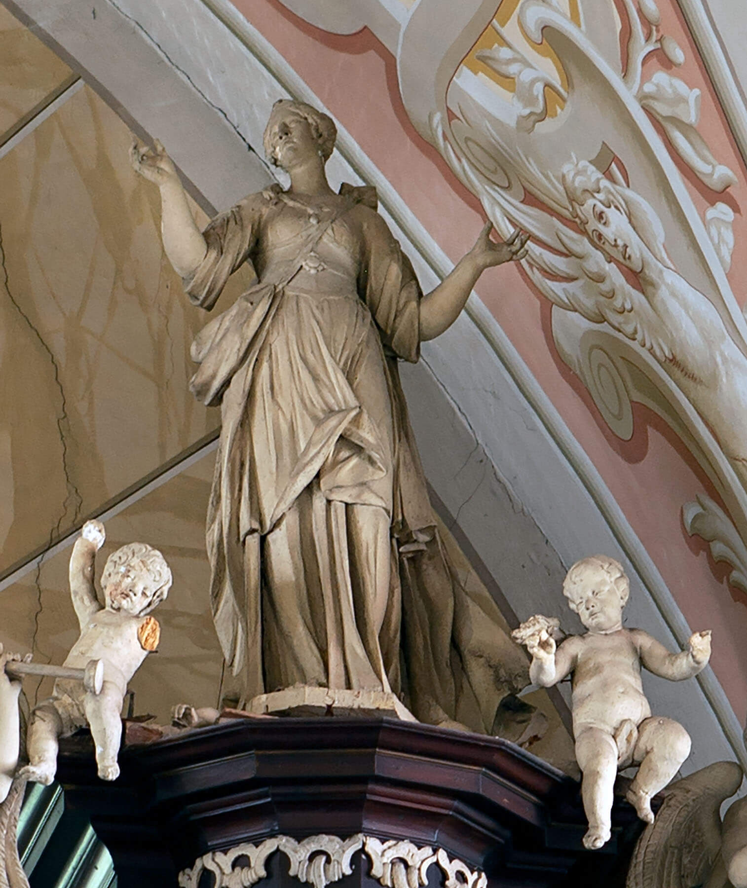Štiavnické Bane: Barokové sochy - kráľ Dávid s harfou a sv. Cecília