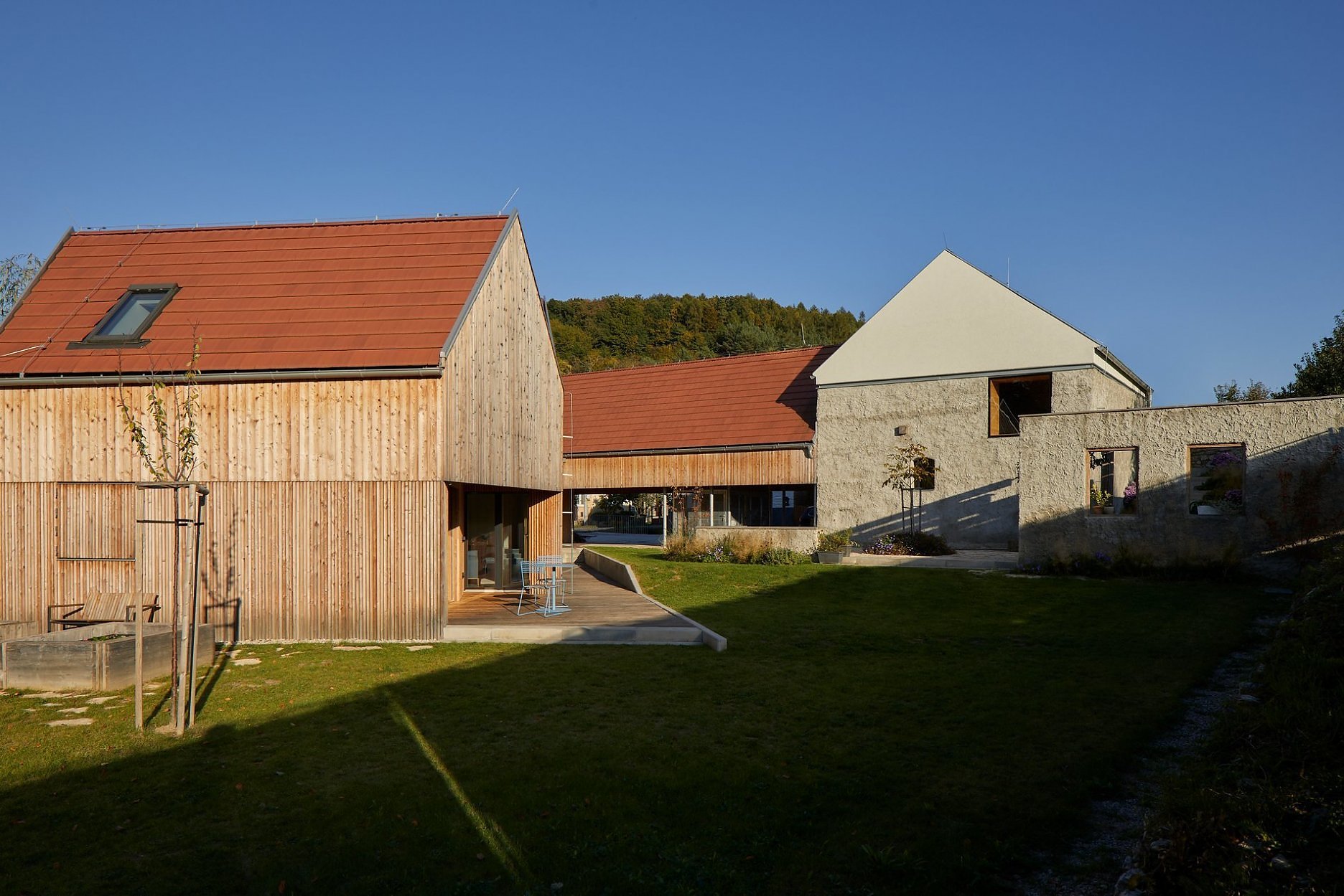 Opatová II - novostavba domu, rekonštrukcia mlyna