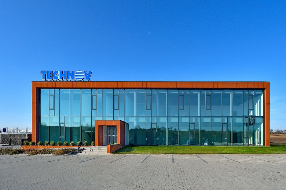 Administratívna budova vo výrobnom areáli firmy Technov, Rumanová