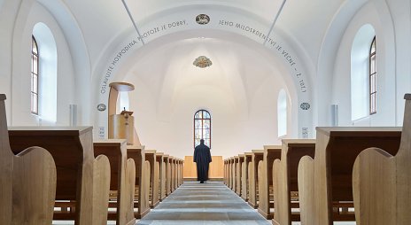 Rekonštrukcia interiéru evanjelického kostola, Hodslavice (ČR)
