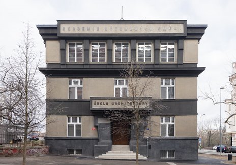 Akadémia výtvarných umení v Prahe pamiatkovo obnovila budovu Školy architektúry po sto rokoch od jej výstavby