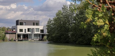 Dom a dom - dvojdom na vode