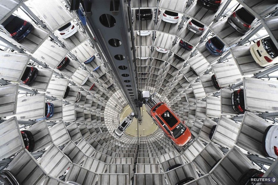 Autoveža koncernu VW vo Wolfsburgu