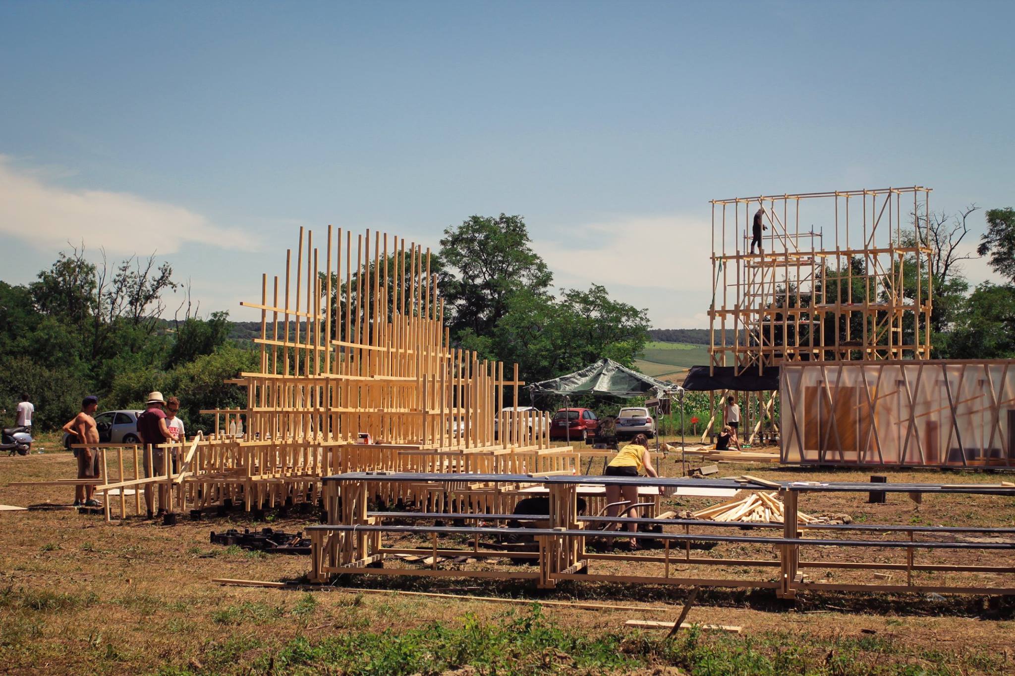 Csoromfolde sa mení na osadu - kampus Hello Wood Village