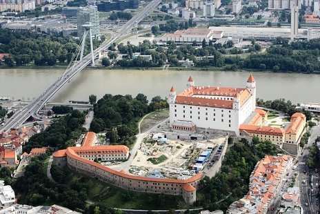 Garáže na Bratislavskom hrade - diskusia v RTVS