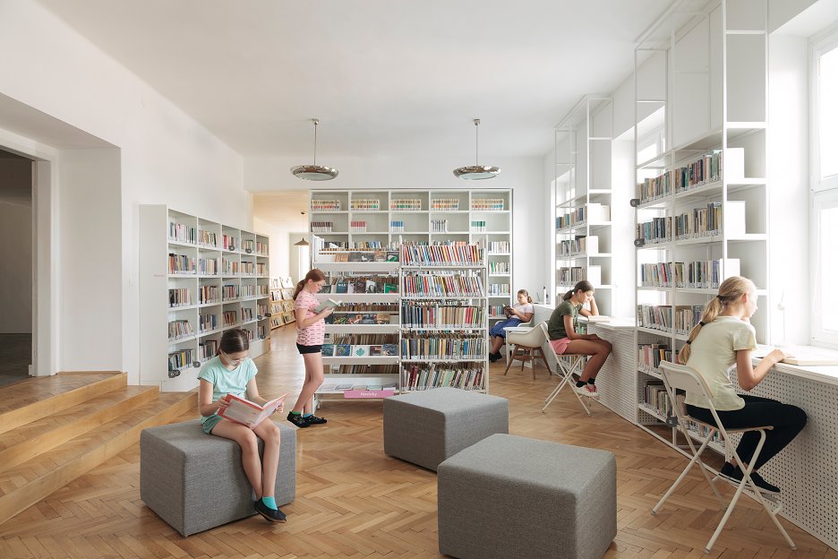 Obnova interiéru Mestskej knižnice v Modre
