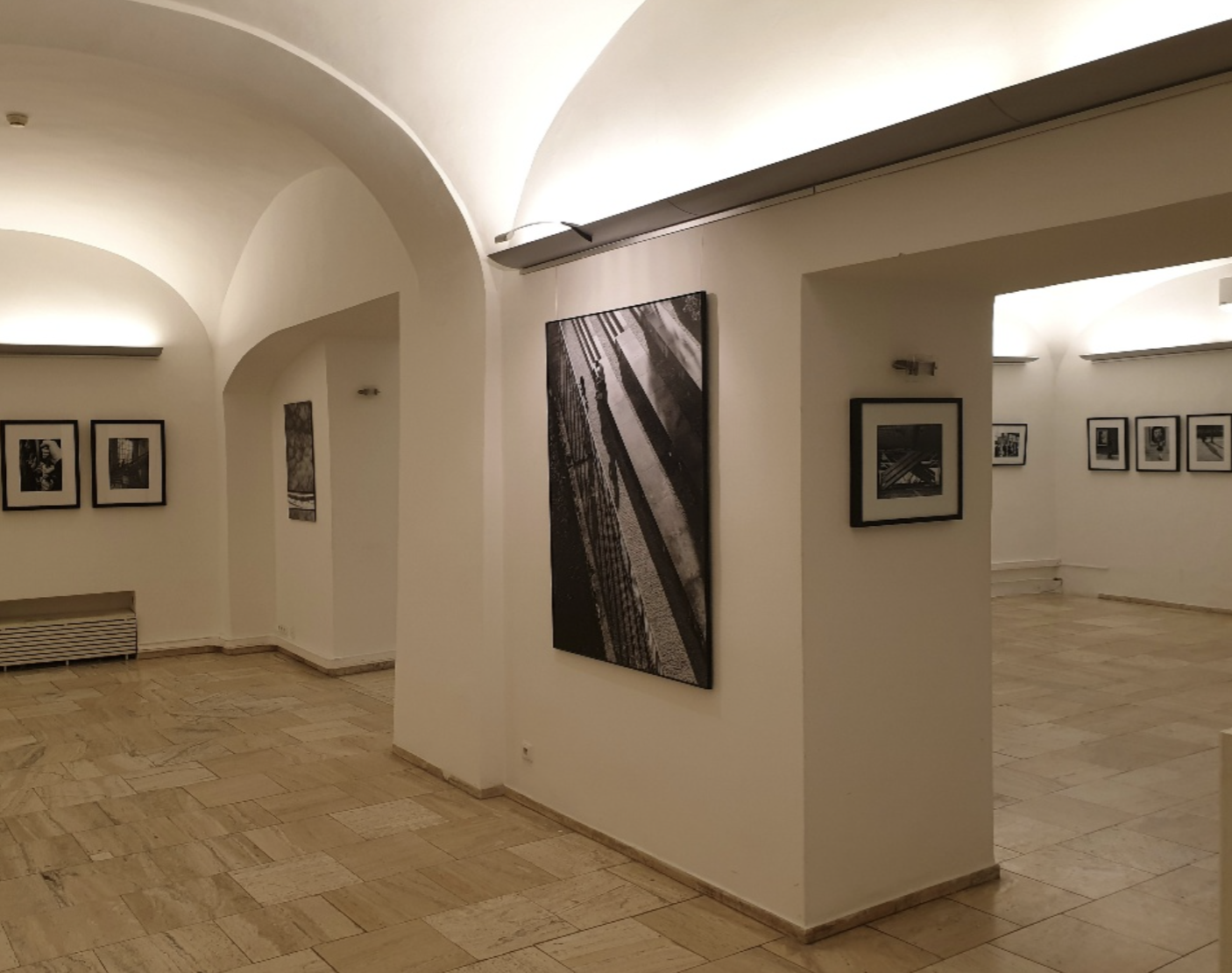 Výstava Priame spoje / Lignes directes, Paris – Bratislava, Francúzsky inštitút v Bratislave, máj 2021 (foto: M.Bogár)