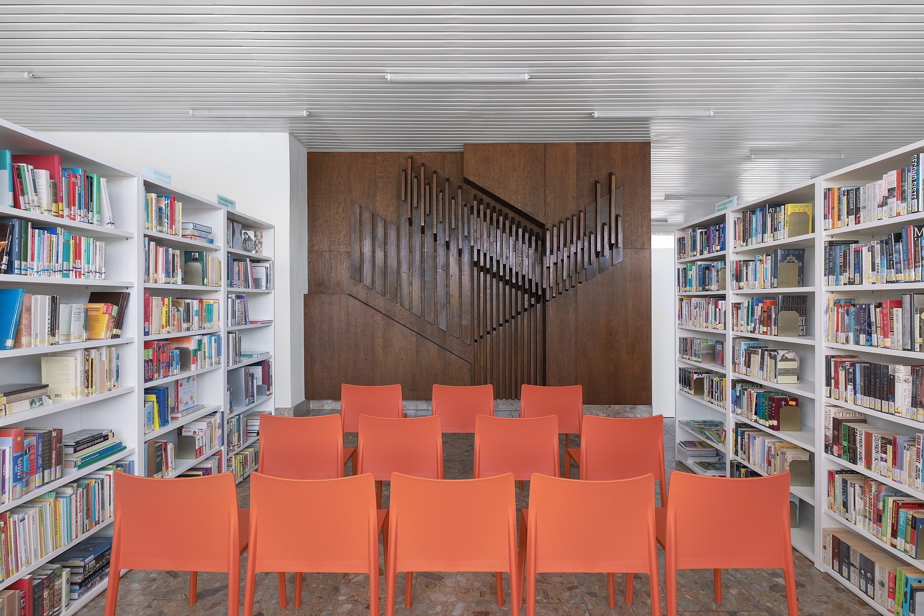 Miestna knižnica Petržalka