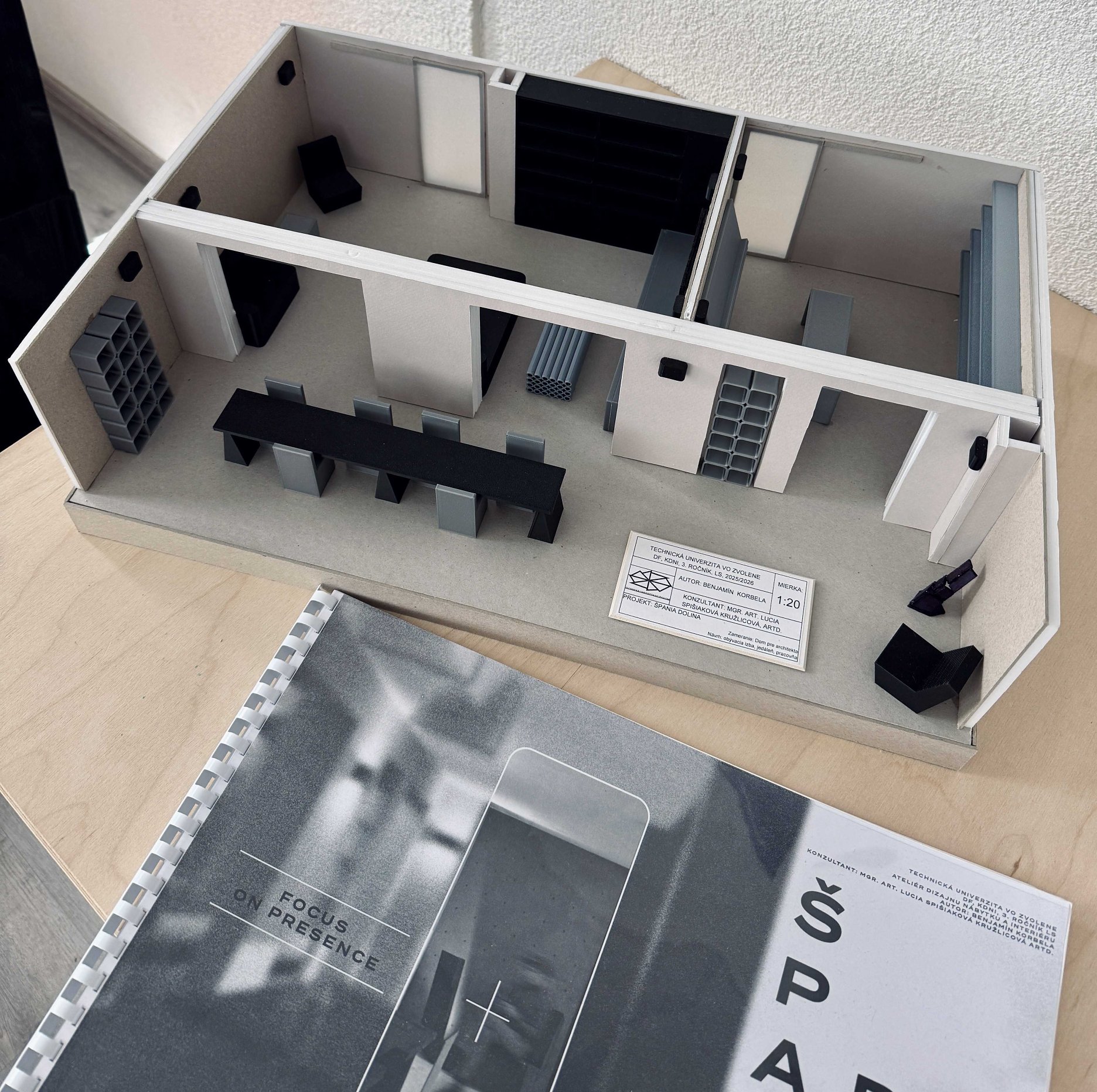 Práca v architektonickom merítku...