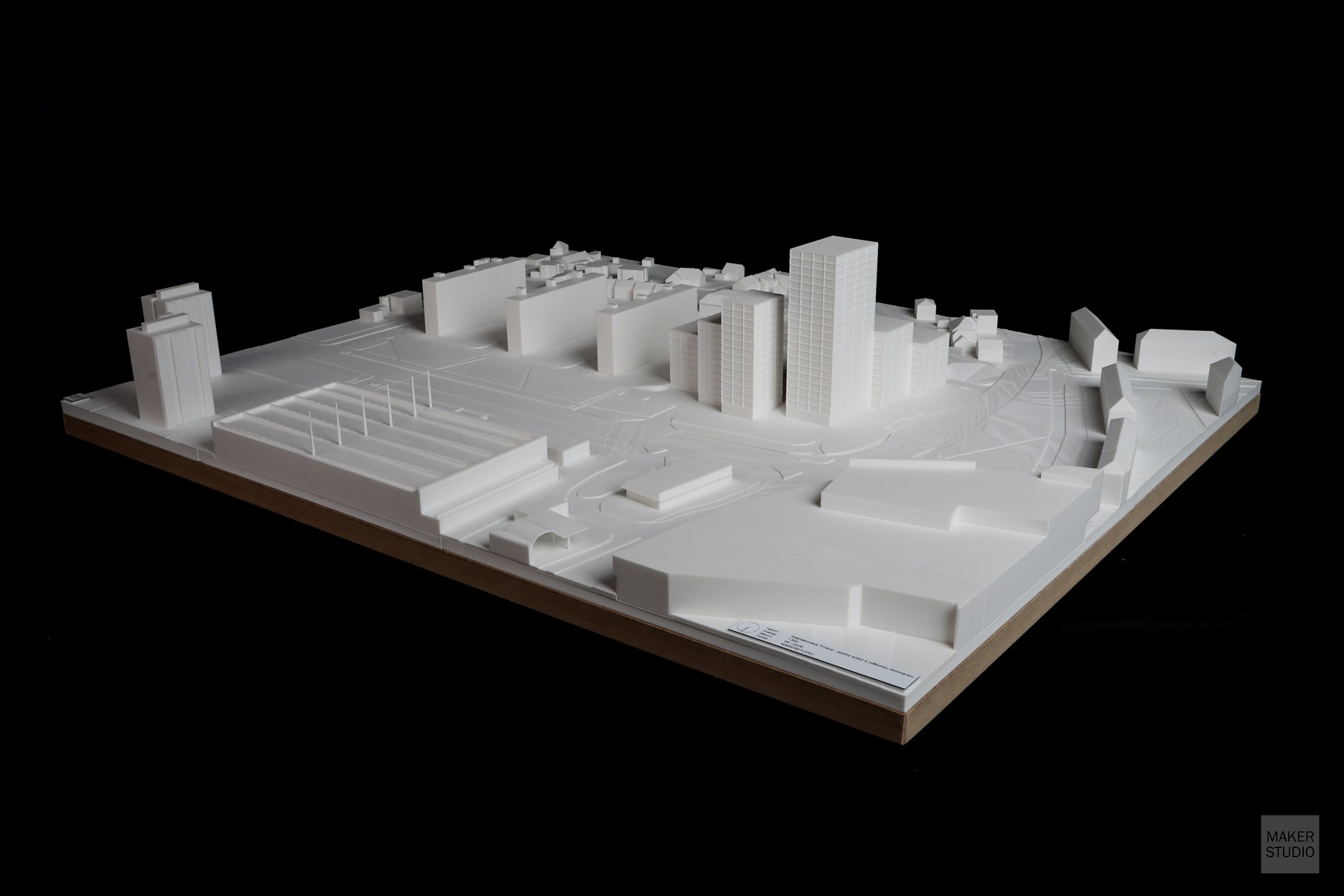 Výroba a nafotenie modelu: Makerstudio