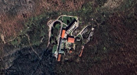 Súťaž: Revitalizácia vnútrobloku Zoborského kláštora v Nitre