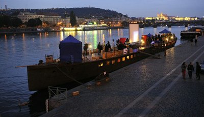 ARCHITEKTI NA JEDNÉ LODI 2015