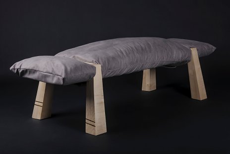 Lavica "Koza". Barbora Chudá je laureátkou Národnej Ceny za študentský design 2025