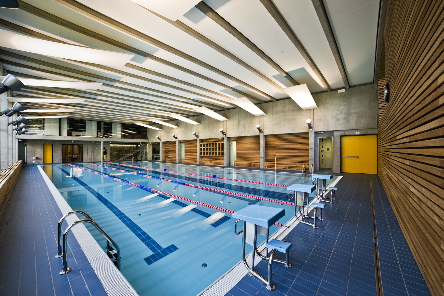 bazén s rozmermi 25x11 m 