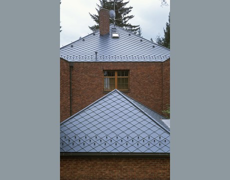 Bytový dom Arkadia v Banskej Bystrici - oprava šikmej strecha
