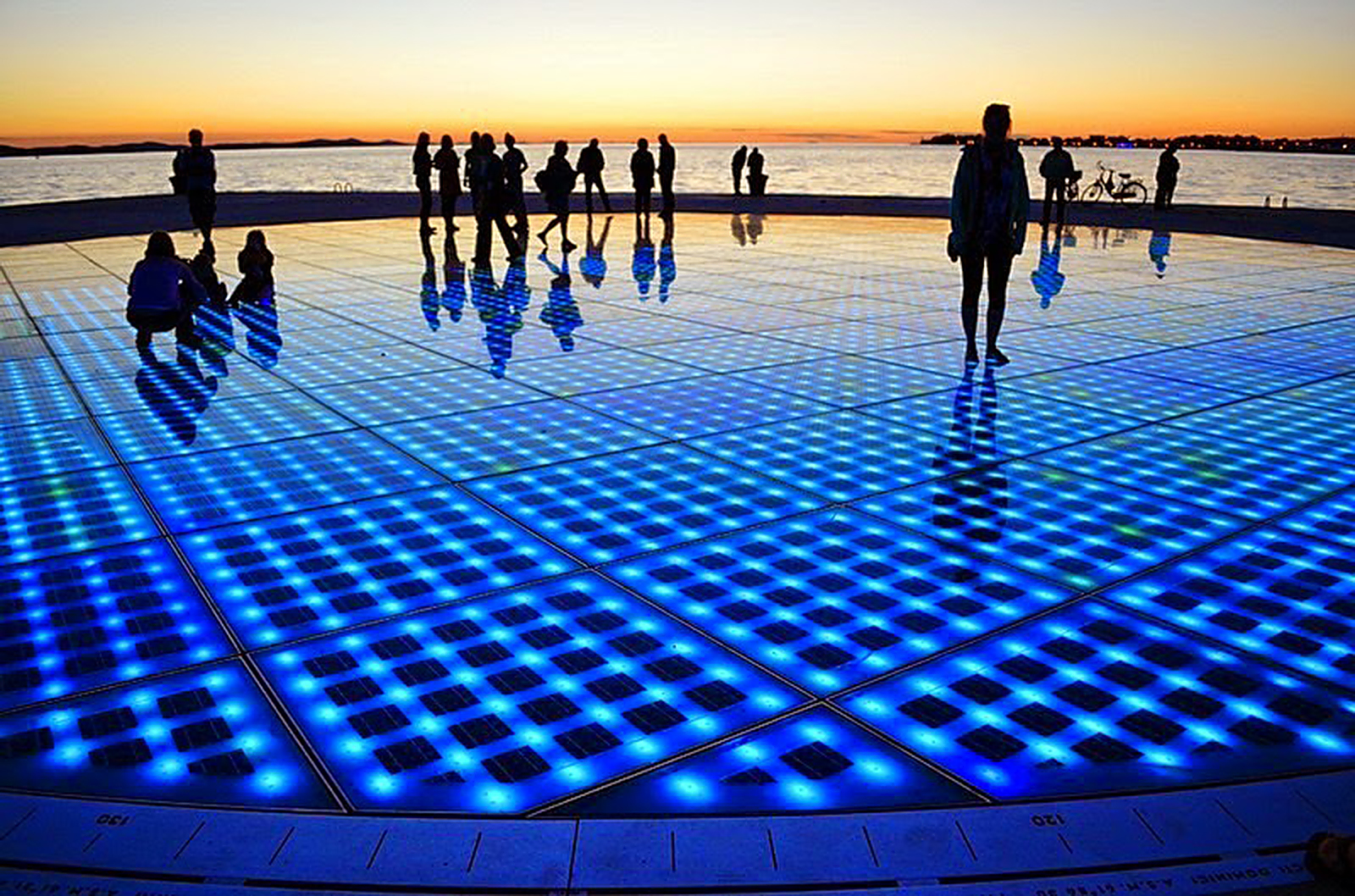 Saudao ao Sol, Zadar