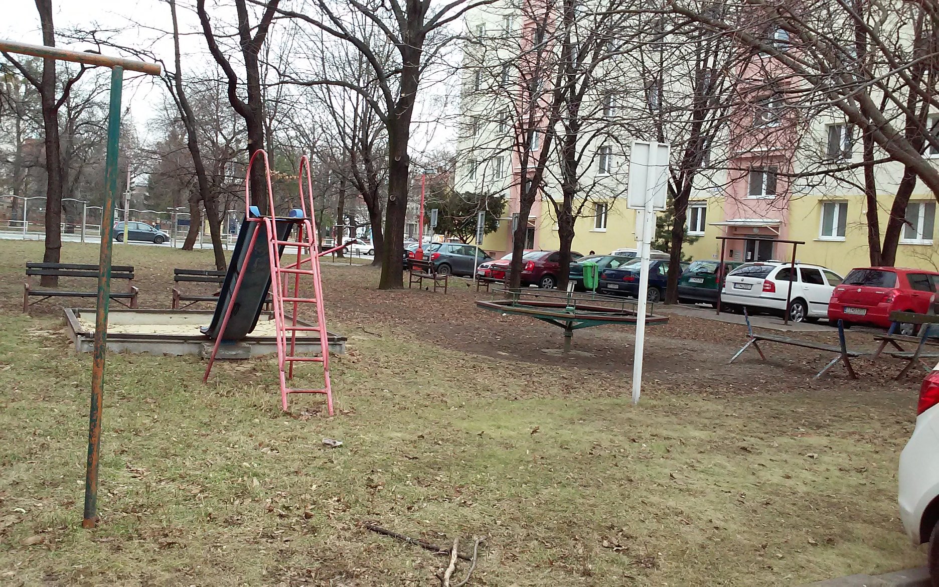 Súčasný stav verejných priestranstiev navrhovaných na obnovu