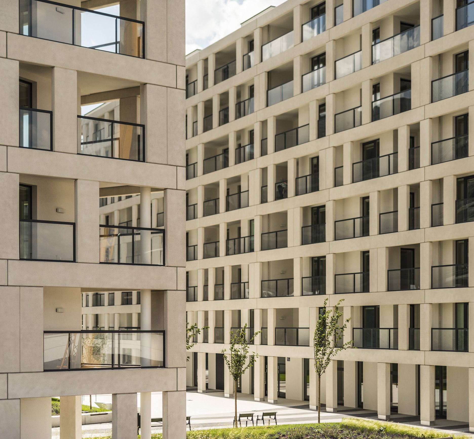 Donaucity DC living, Vídeσ, Rakúsko