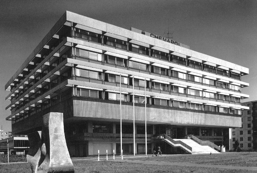Podniky zahraničného obchodu – Petrimex, Bratislava: 1969 projekt, 1971 – 1972 realizácia