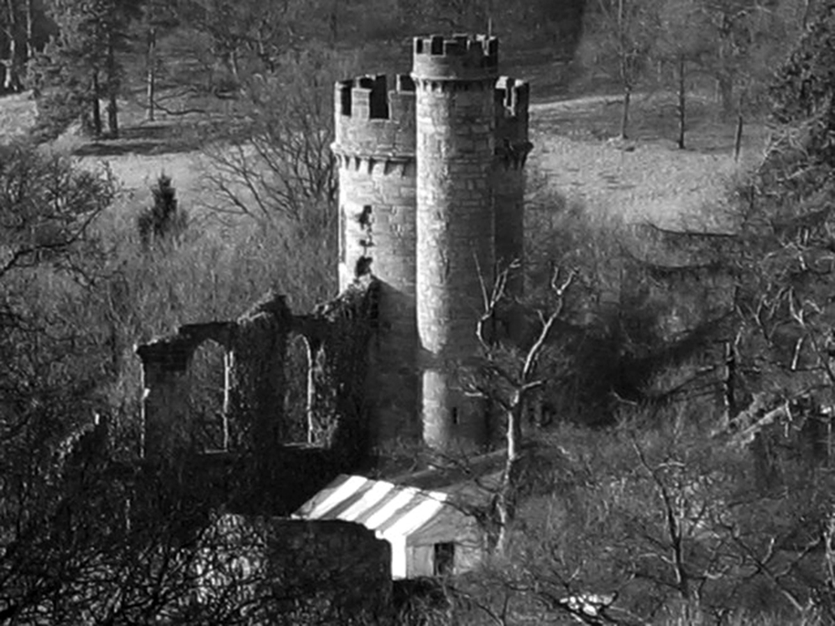 Sanderson Miller Umelá ruina hradu v Hagley Hall vo Worcestershire okolo 1747