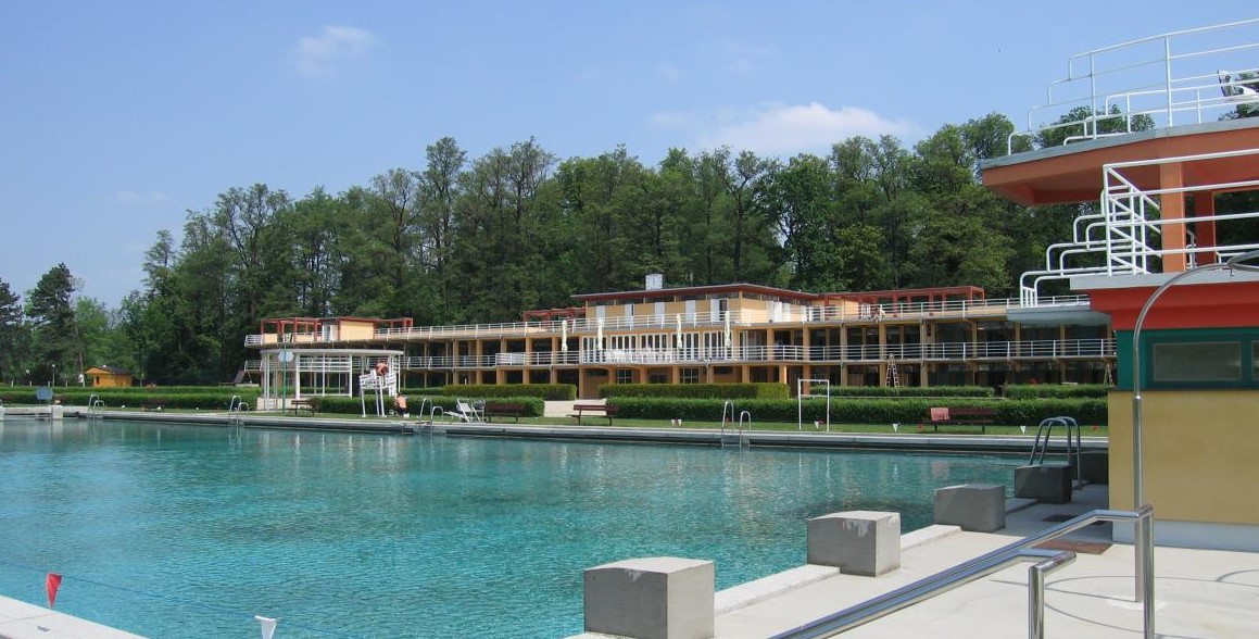 Reichner - plavecký bazén