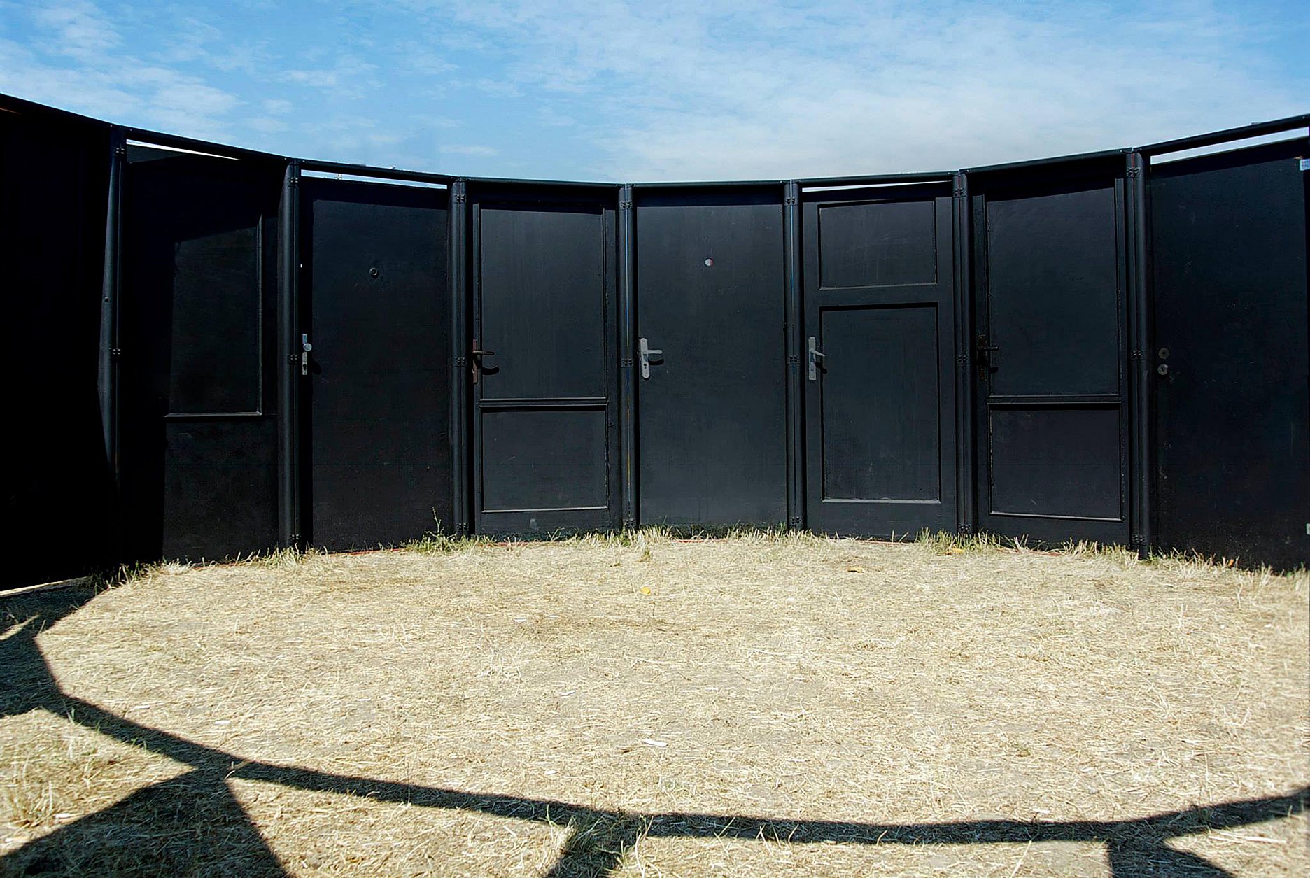 Projekt The Doors od OZ WOVEN na festivale Pohoda. 2015 –  2017. 