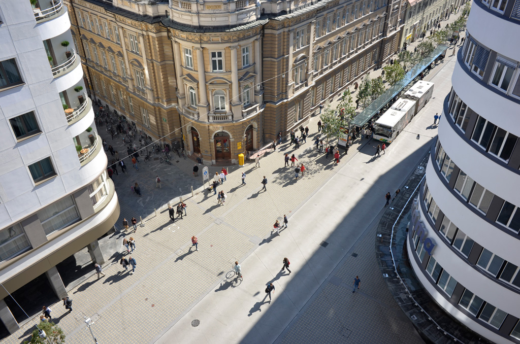 Transformácia Slovenskej ulice v centre Ľubľany do zdieľaného priestoru pre verejnú dopravu a chodcov