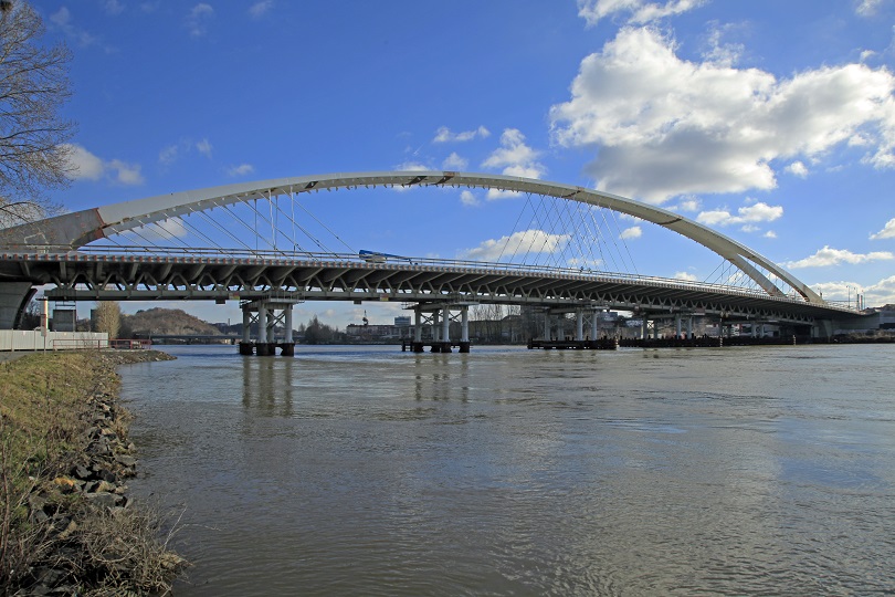 Most počas výstavby
