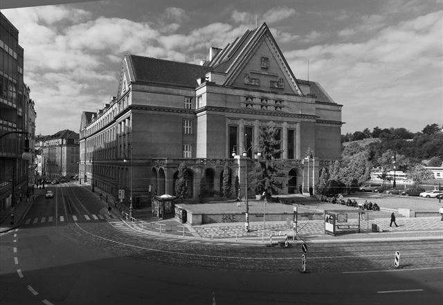 Jan Kotěra - Právnická fakulta UK