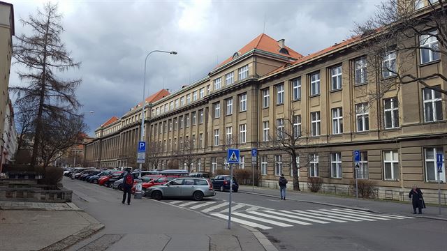 Antonín Engel - ČVUT, Dejvice