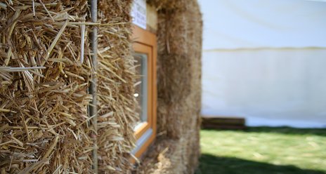 Deň otvorených slamených domov 2016