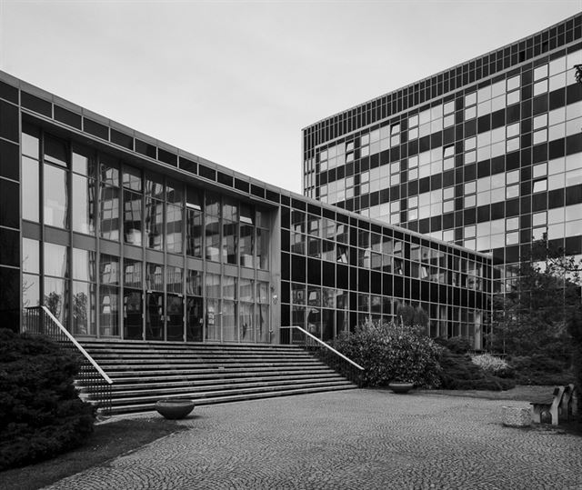 K. Prager: Makromolekulární ústav