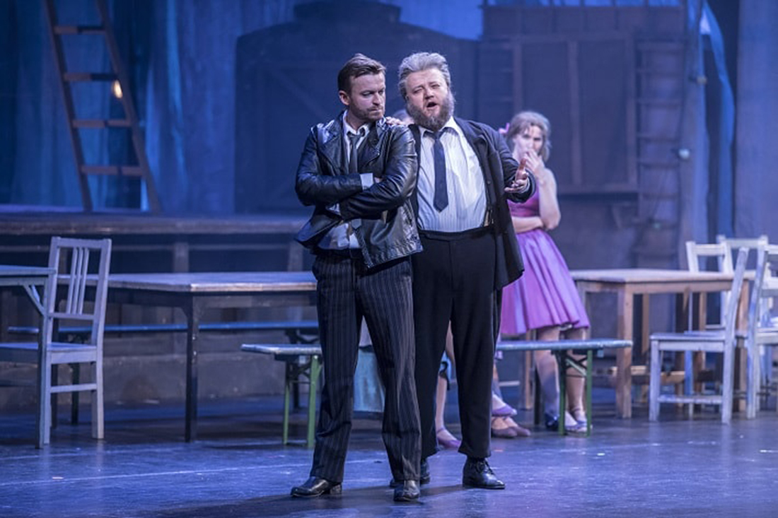 Opera Predaná nevesta