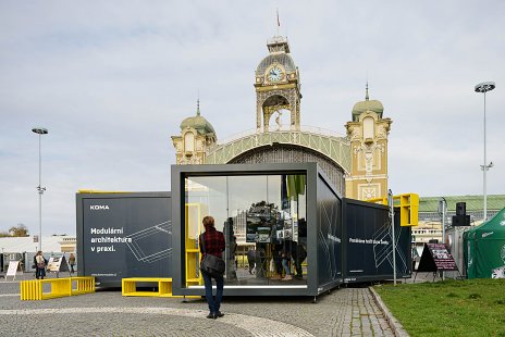 Modulárne pavilóny na pražskom dizajnovom  festivale Designblok