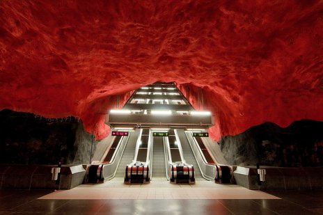Štokholmské metro - spojenie technického diela s umením