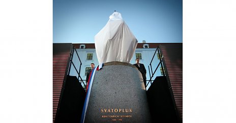 SOFT NORM: Svätopluk na hrade a anjel v Pešti