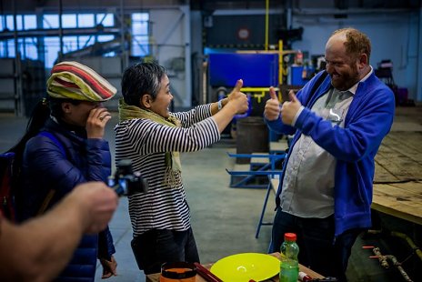 Súčasné sklo. Teraz!