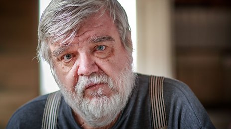 Ľubomír Longauer: Z dejín grafického dizajnu na Slovensku