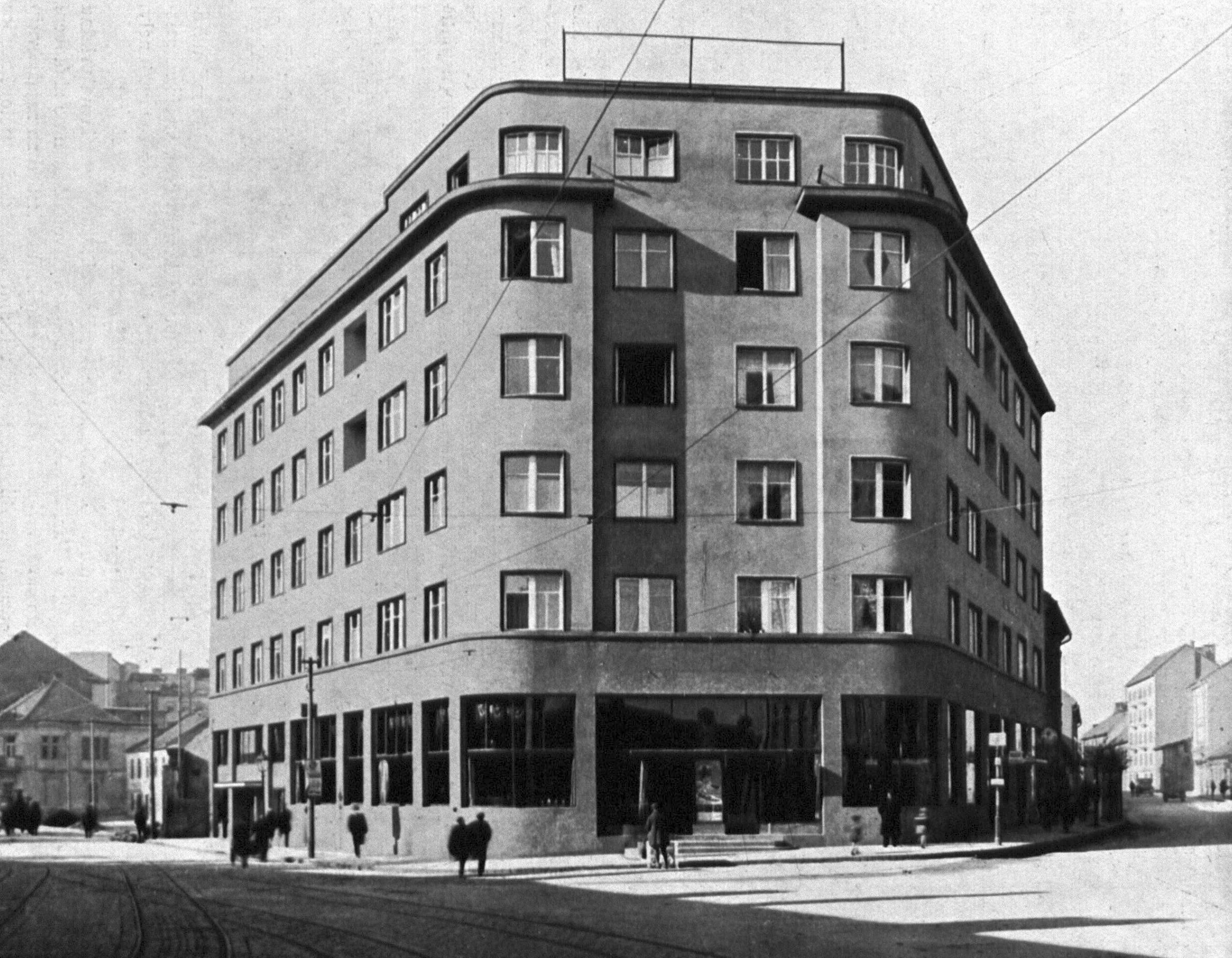Nájomný bytový dom s kaviarňou a kinom Metropol v Bratislave, 1927 – 1928. Repro: Slovenský staviteľ, 1, 1931, č. 5, s. 117.