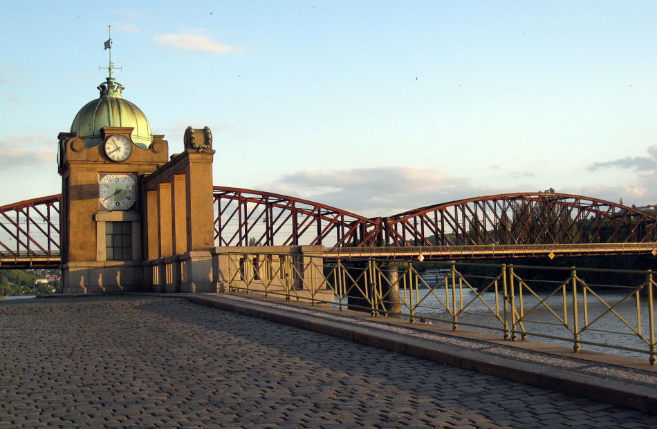 Železniční most u pražského Vyšehradu - Foto: Creative Commons Attribution-ShareAlike 3.0 Unported