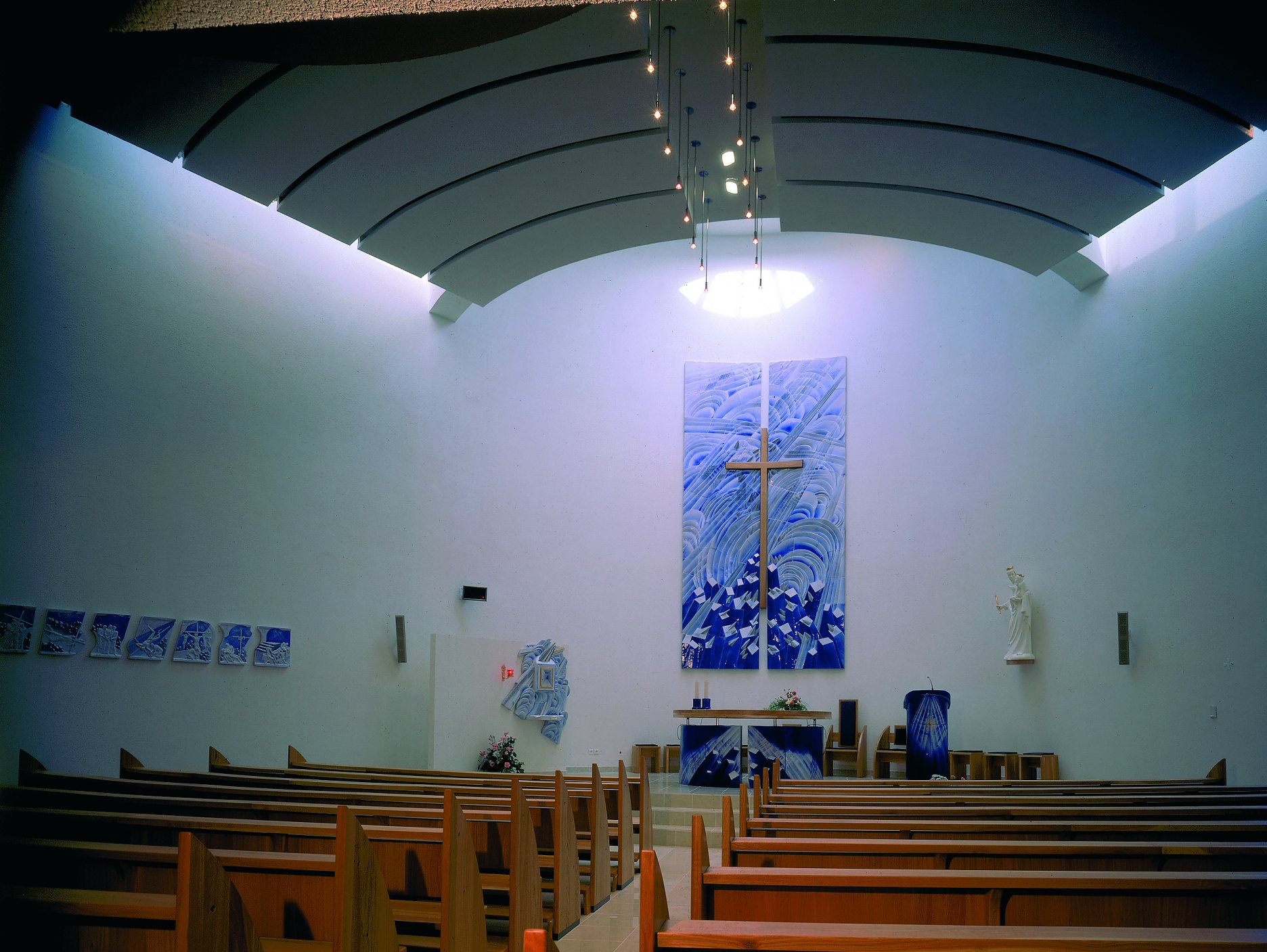 Interiér Farského kostola v Bratislave
