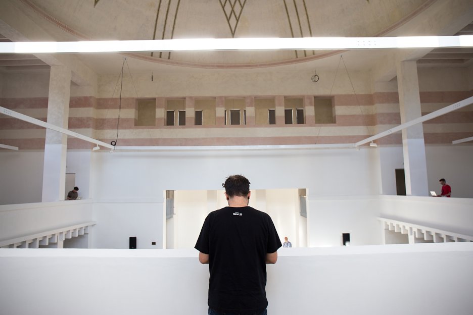 Milan Guštar vystaví v Novej synagóge zvuk organu a zvonov