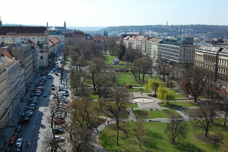 Revitalizácia parku na Karlovom námestí v Prahe