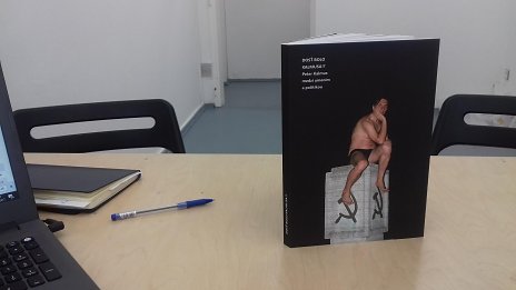 Dosť bolo Kalmusa!? Krst knihy v Krokuse