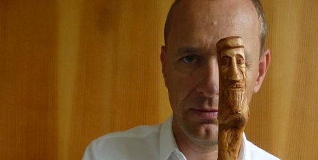 Christian Jankowski: Walking Logic