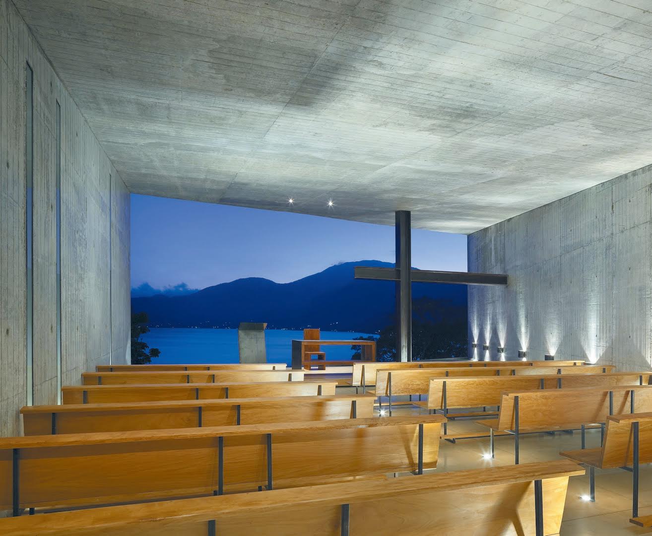 Cardedeu (SV), EMC Arquitectura